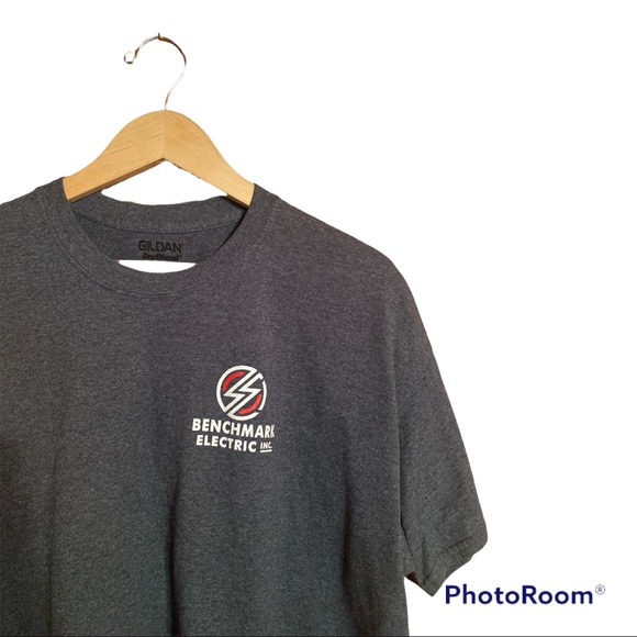 FREE with BUNDLE Men’s XL Dark Gray Undershirt GILDAN DryBlend T-Shirt - Picture 2 of 4